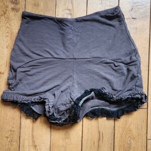 MahaDevi Designs Shorts